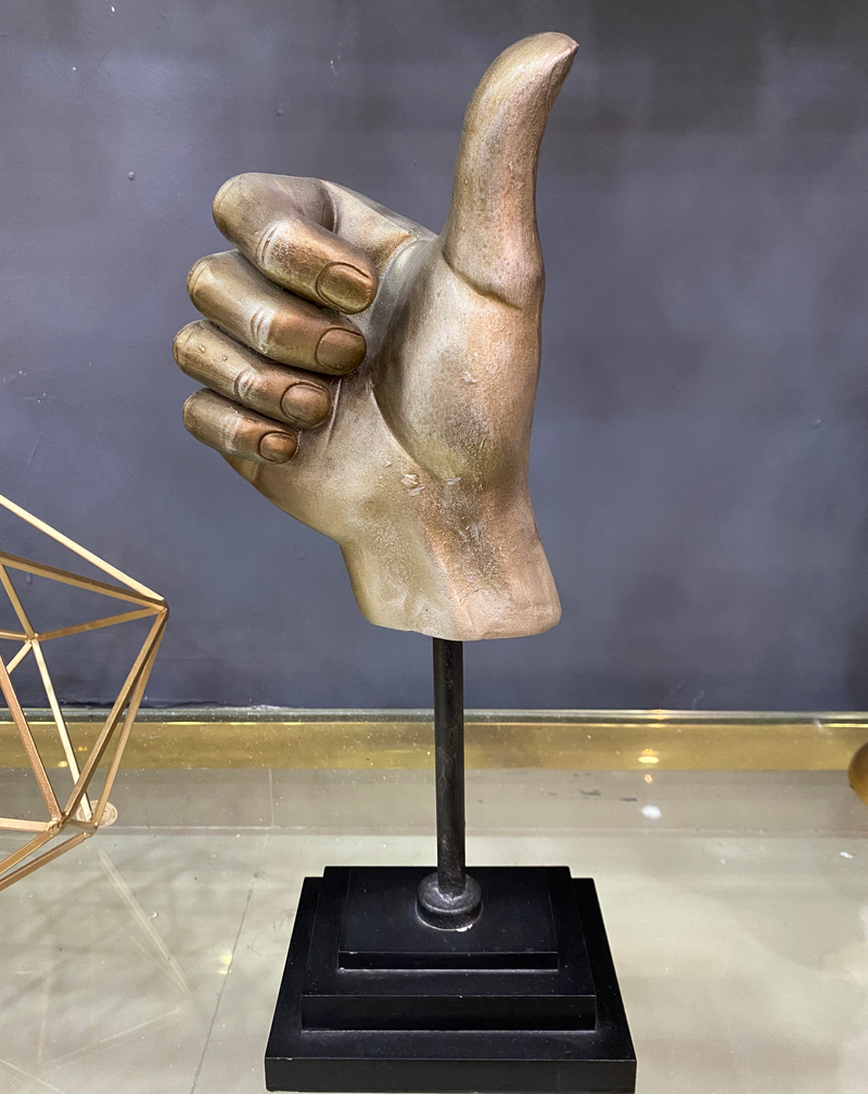 Figura decorativa thumbs up